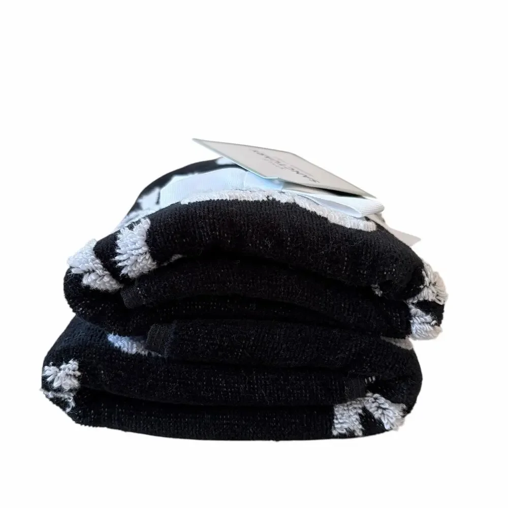 Style Sanctuary chic black